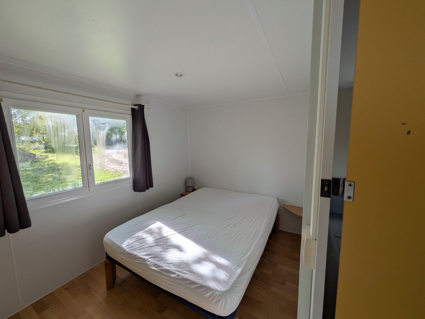 Bedroom with double bed